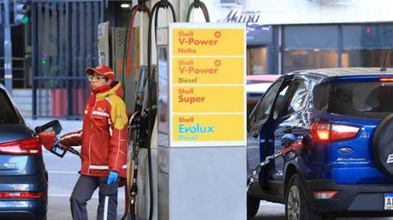 Otro golpe al bolsillo: Shell aumenta un 3,8% el precio de sus combustibles