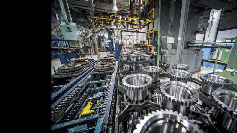 La economía cayó 4% en octubre y lleva seis meses en baja