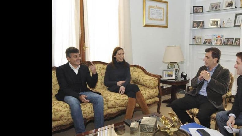 María Eugenia Vidal respaldó al intendente de Hurlingham y visitó el noroeste de la provincia