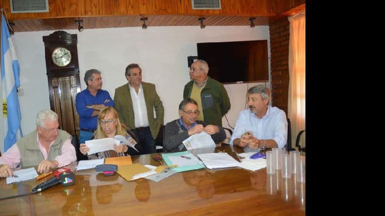 Tres ofertas en la licitación para renovar el alumbrado público