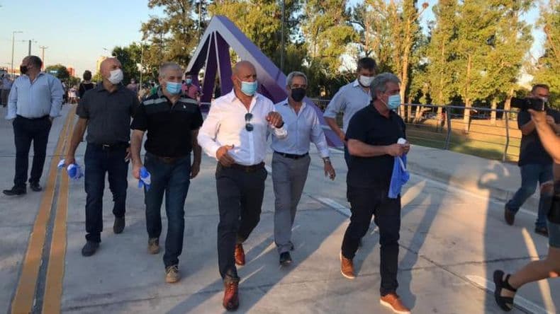 Se inauguró nuevo el puente Colón – Illia