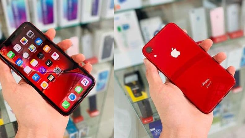 Detuvieron a dos personas que ofrecían por redes sociales un celular robado