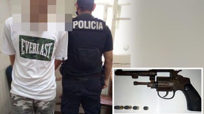 Ingresó a un local con un revólver y fue detenido