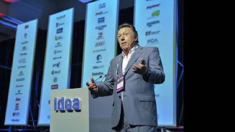 En el Coloquio de Idea, Dalla Vía reclamó un fuerte control en la boleta electrónica