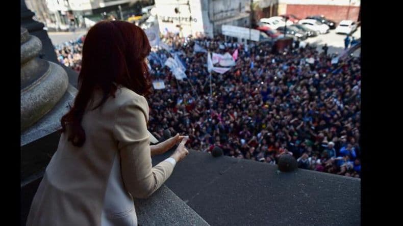 El kirchnerismo prepara una movilización para apoyar a Cristina Fernández