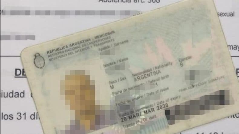 Se entregó el ladrón que se olvidó el DNI en el remis que asaltó