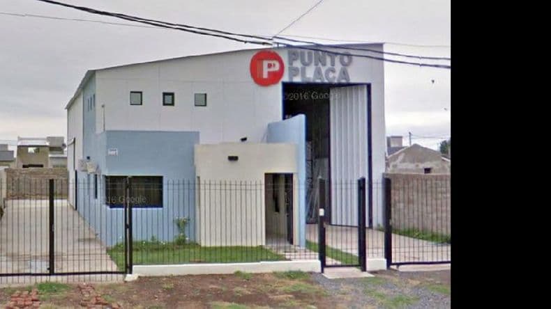 Forzaron la puerta de un comercio, revolvieron todo y escaparon sin nada