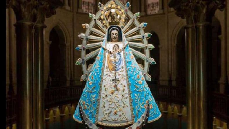 Fieles de la Parroquia de Luján se preparan para honrar a la patrona