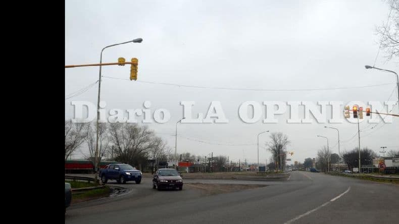 Autovía Nº 8 y Segundo Cruce, temas de Martínez en Vialidad