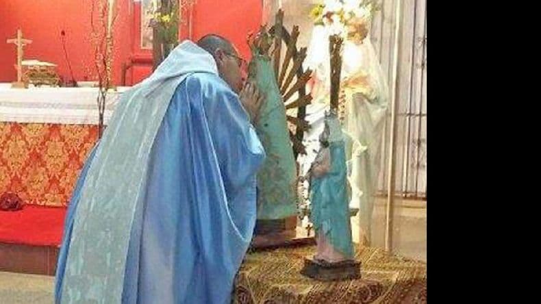 Dos imágenes de la Virgen del Rosario peregrinan por los centros de salud