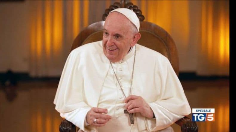 El Papa calificó de "casi satánico" el problema de la violencia contra las mujeres