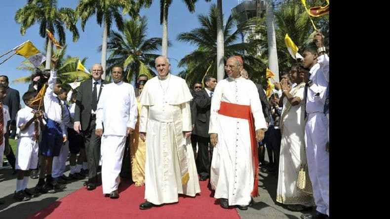 En Sri Lanka, el Papa exhortó al respeto de los derechos humanos