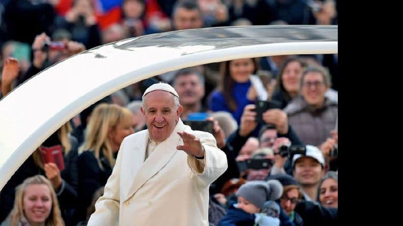 El Papa tiende la mano a los divorciados y a las uniones de hecho