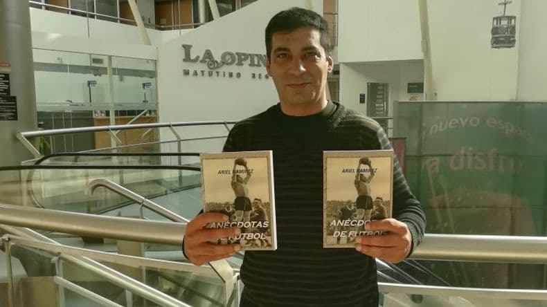 Ariel Ramírez lanzó su quinto libro deportivo, "Anécdotas de Fútbol"