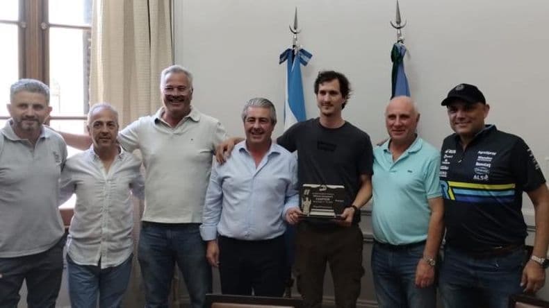 Alfonso Domenech, homenajeado por autoridades municipales tras consagrarse campeón de TN