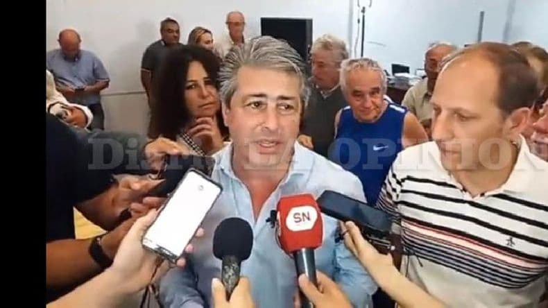 Javier Martínez se adjudicó el triunfo en una elección histórica