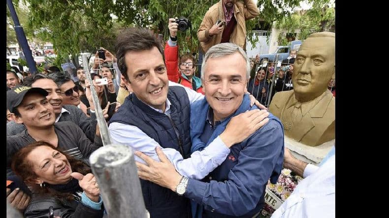 Massa y Morales recrearon en Jujuy el abrazo Perón-Balbín