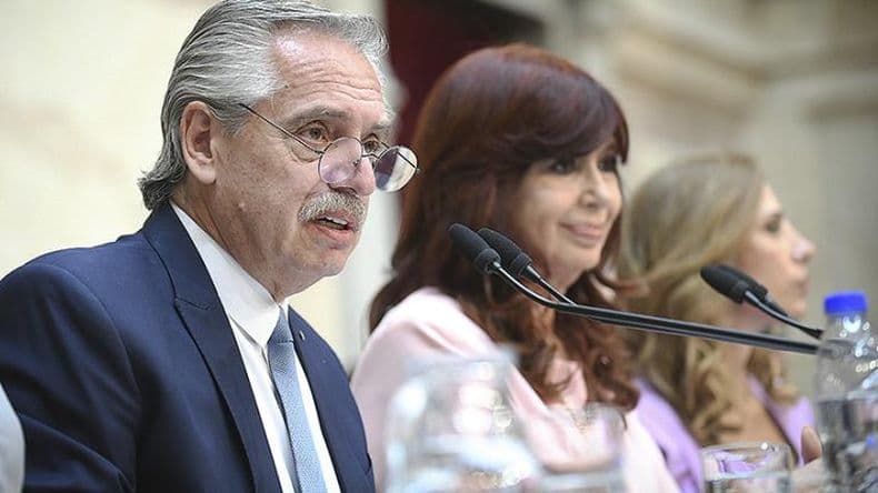 Fernández abrió las sesiones del Congreso con críticas a la Justicia y defensa a Cristina
