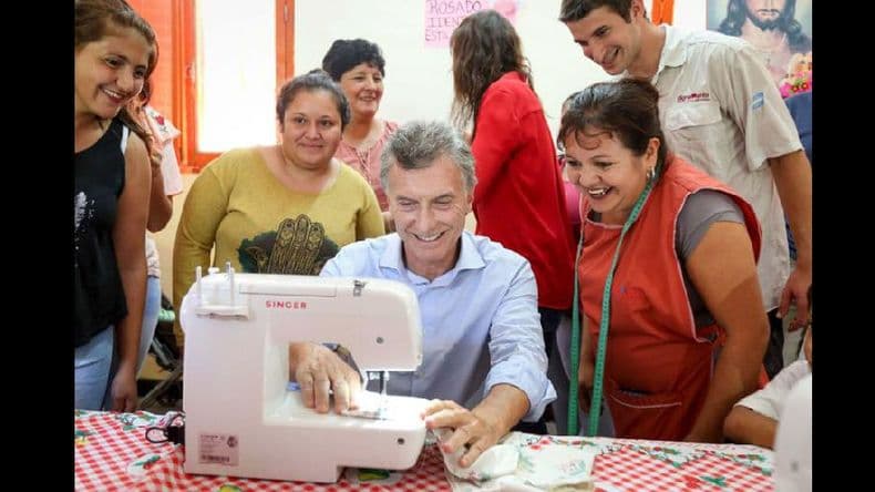 Mauricio Macri, de campaña en Santiago del Estero: visitó las obras de un jardín de infantes