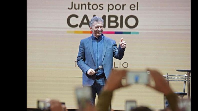 Macri pidió a Córdoba repetir el triunfo de 2015 al presentar la fórmula