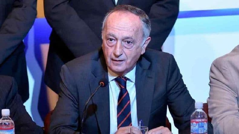 Acevedo advirtió que “la industria va a sufrir una recesión muy fuerte”