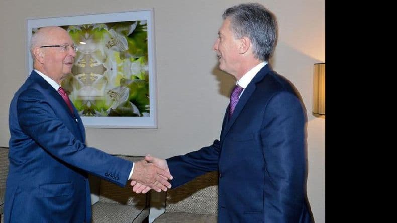 Macri dijo que la Argentina empieza a salir de la recesión