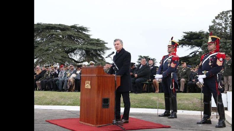 Macri cerró un acto con tres “viva la Patria” y pidió “una Argentina más segura”