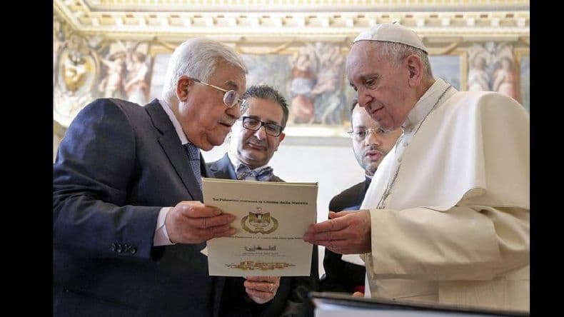 El Papa recibió a Abbas que inauguró una embajada palestina en el Vaticano