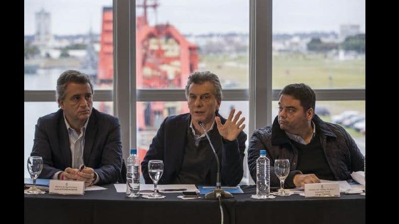 Macri advirtió: “Si los barcos no están en condiciones, deben quedarse en el puerto”