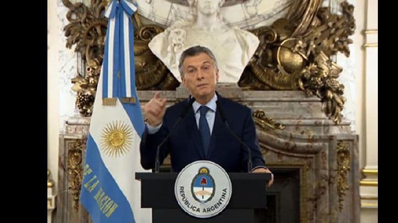 Los anuncios de Macri: reducción de Ministerios, retenciones y refuerzo de la AUH