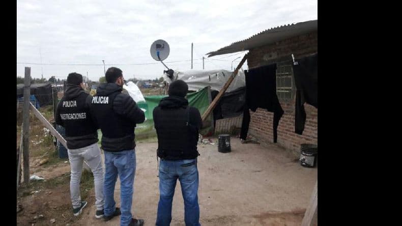 Detienen a dos mujeres por el incendio de dos casas