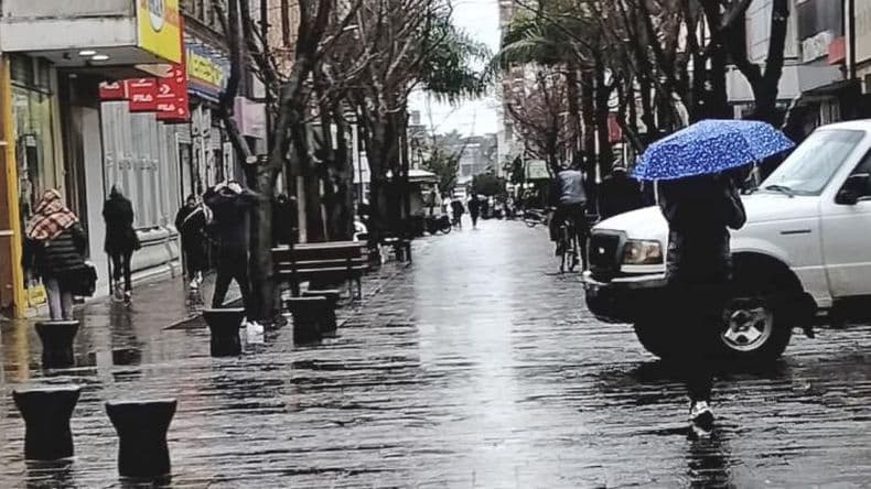 Llovieron poco más de 80 milímetros en Pergamino y rige un alerta amarillo
