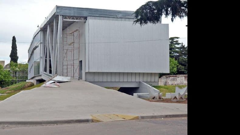 Pidieron mejoras en desagües del edificio Centro Cultural “Biblioteca Menéndez”