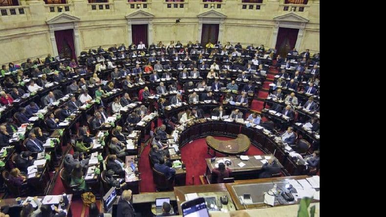Comienzan a tratar el proyecto para terminar con la brecha salarial de género