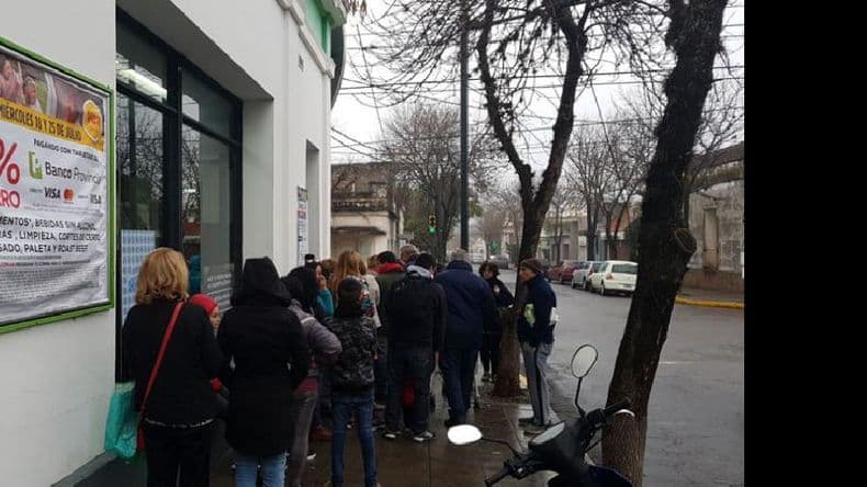 Hoy "Súper miércoles de ahorro" con tarjetas del Banco Provincia