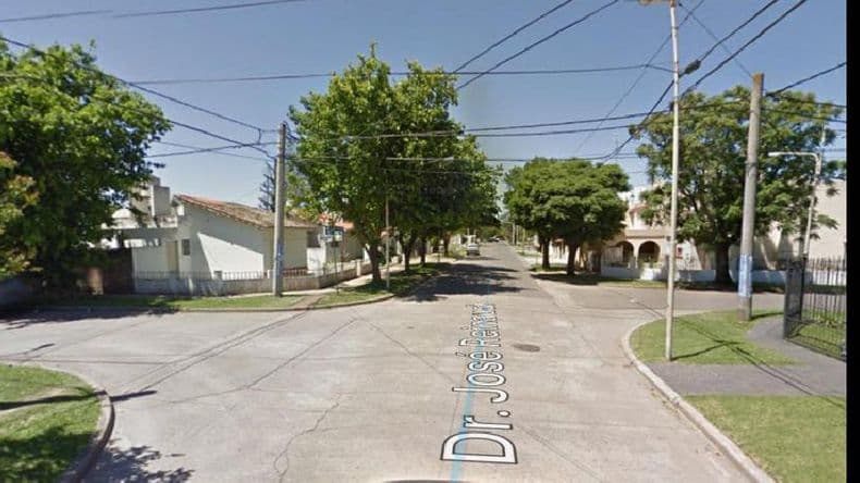 Un delincuente amenazó con un arma a un repartidor y le robó más de 20 mil pesos