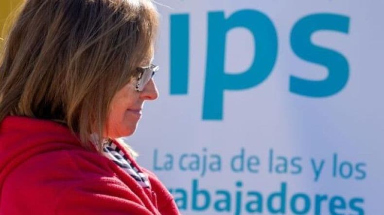 Jubilaciones y pensiones: el IPS confirmó las fechas de pago de aguinaldo y haberes