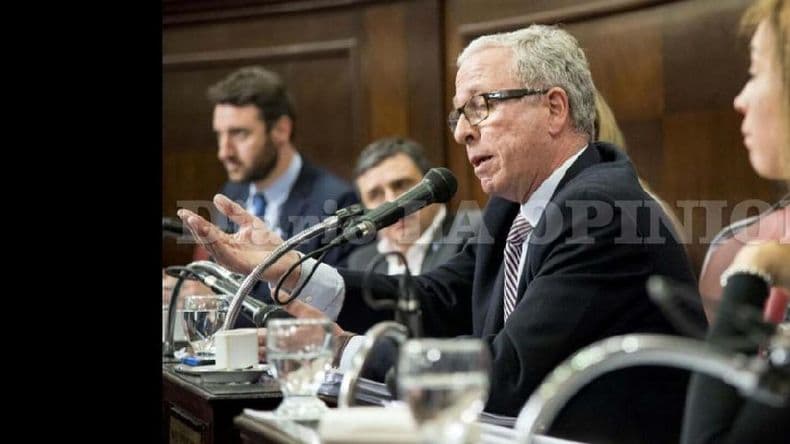 Pacífico: “La ley debe proteger al niño por nacer y el Estado acompañar a las embarazadas”