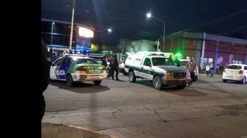 Un joven falleció luego de que su moto colisionara con un auto