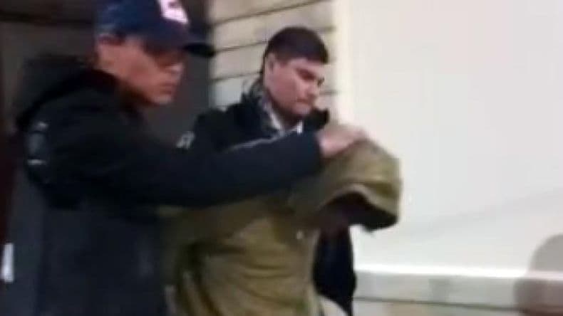 Detuvieron a un joven que habría abusado de un niño