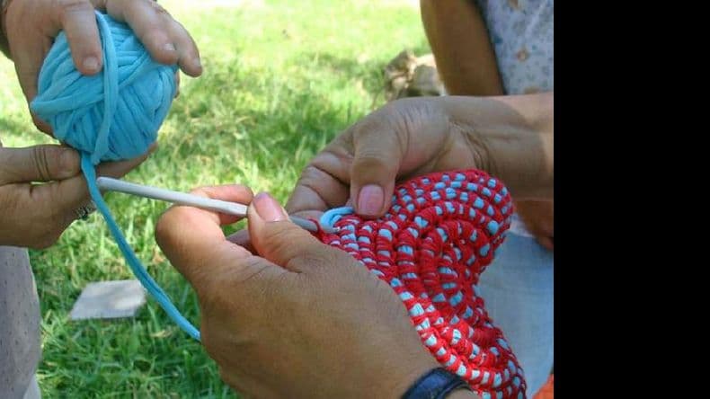 El Programa Emprender dicta varios talleres en “La Casita de Mis Viejos”
