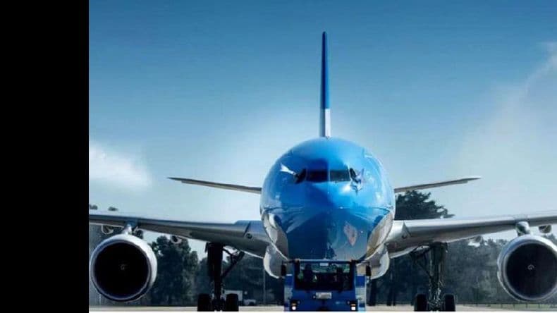 Aerolíneas Argentinas parte este martes a Rusia a buscar primeras dosis de vacunas Sputnik V