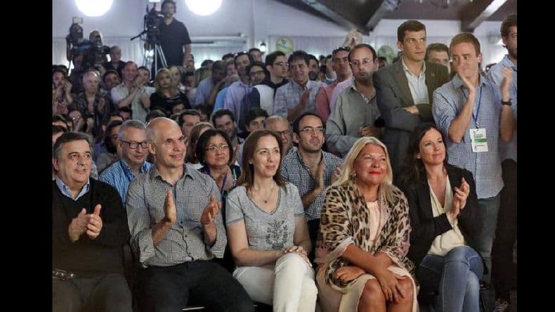Elisa Carrió encabezó la celebración de los 15 años de la Coalición Cívica