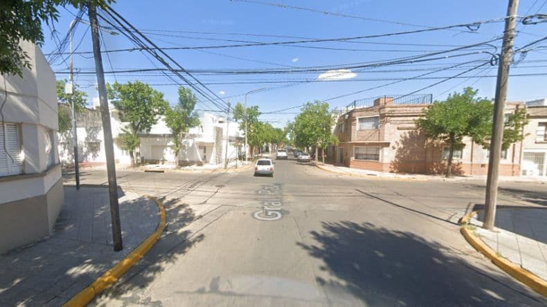 Una pareja de ladrones, con un bebé en brazos, asaltó a dos mujeres en el Centro