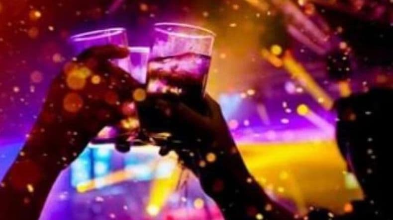 Desde 4 millones de pesos de multa por organizar una fiesta clandestina