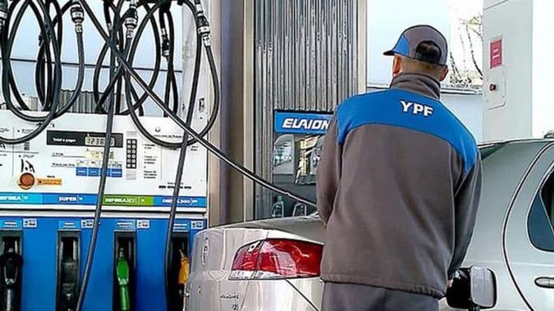 Combustibles a "precios justos" genera desconfianza en las estaciones de servicio
