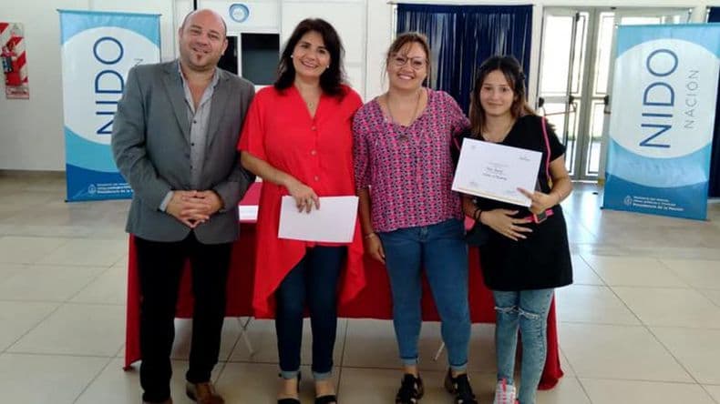 Emprender: 503 alumnos recibirán su diploma este año