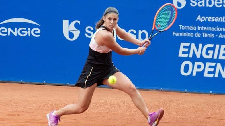 Julia Riera escaló siete puestos en el ranking luego de llegar a semis en San Pablo