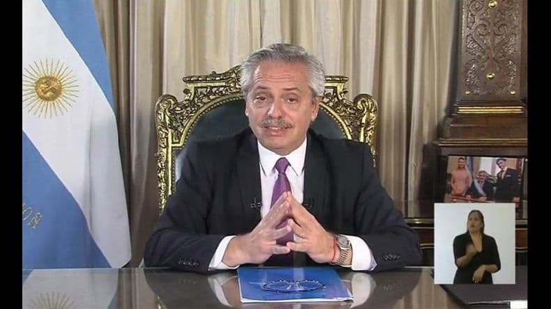 Fernández afirmó que serán “muy estrictos” en los controles por coronavirus
