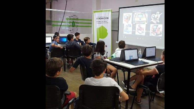 Suman tres talleres gratuitos al Club Social de Innovación